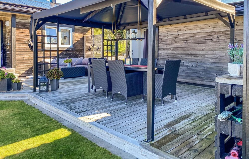 5 Bedroom Stunning Home In Mellbystrand