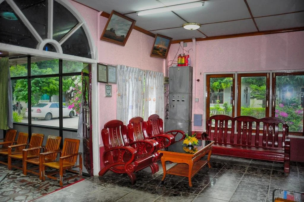 Phan Khar Myay Hotel