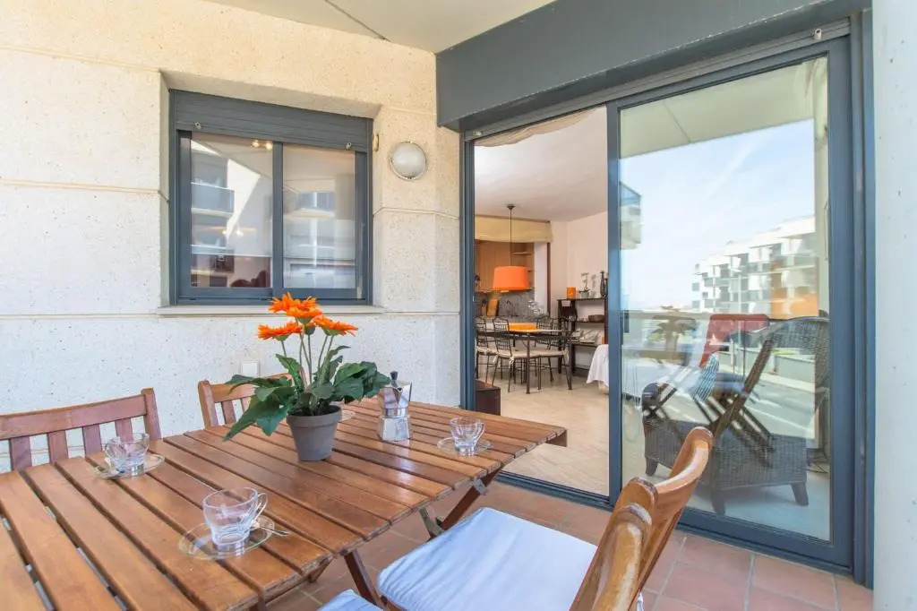 Costabravaforrent Balco 2