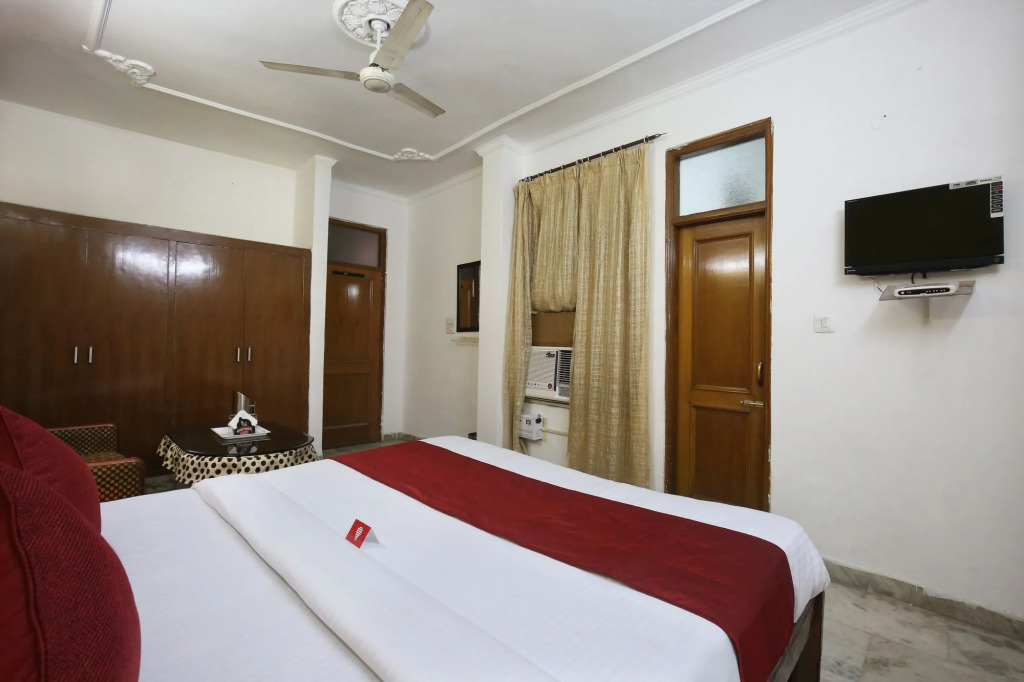 OYO 9006 New Sangam 45