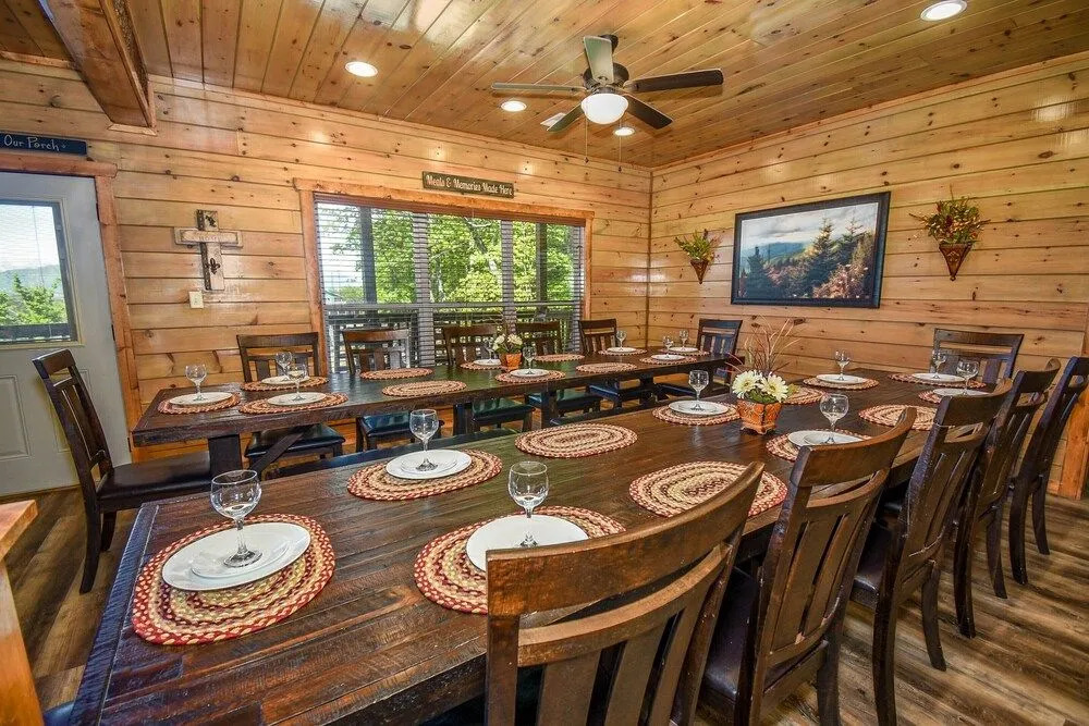 SmokyStays 10 Bedroom Cabin