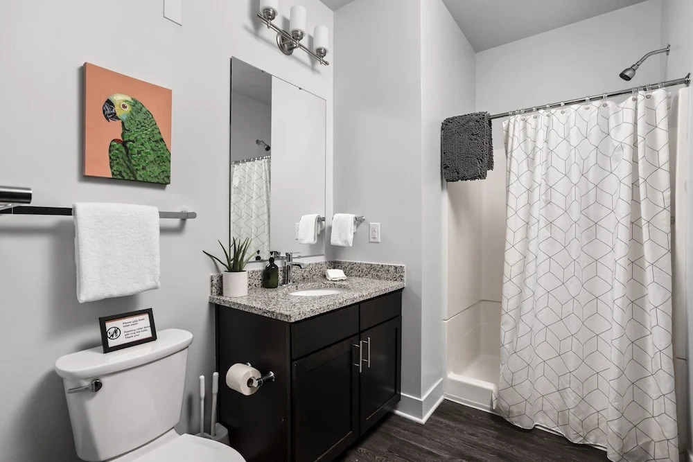 Cozysuites Stylish 4BR the heart of Nora