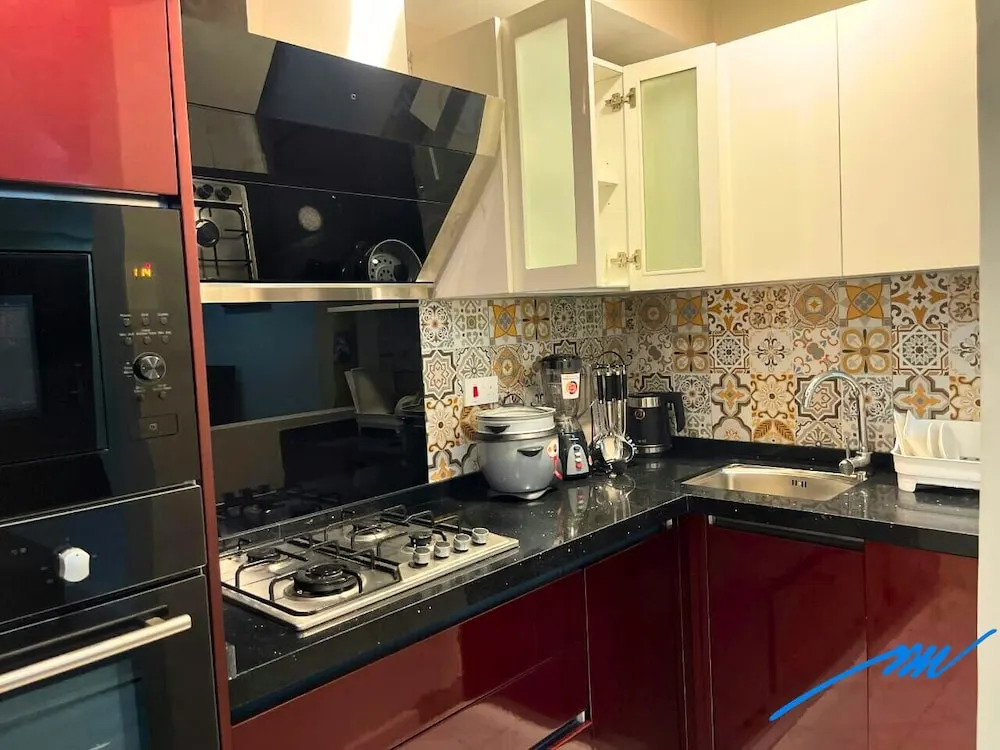 Mansah Plus Hotel and Apartments