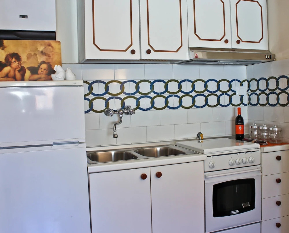 Alfani Suite
