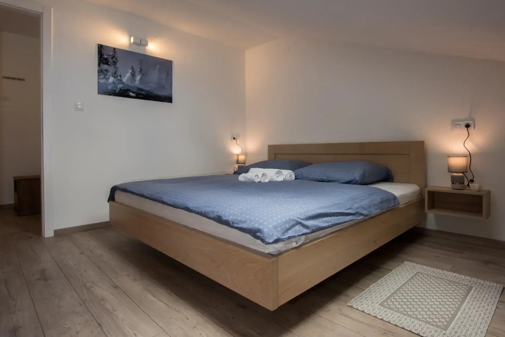 Seasons apartmani