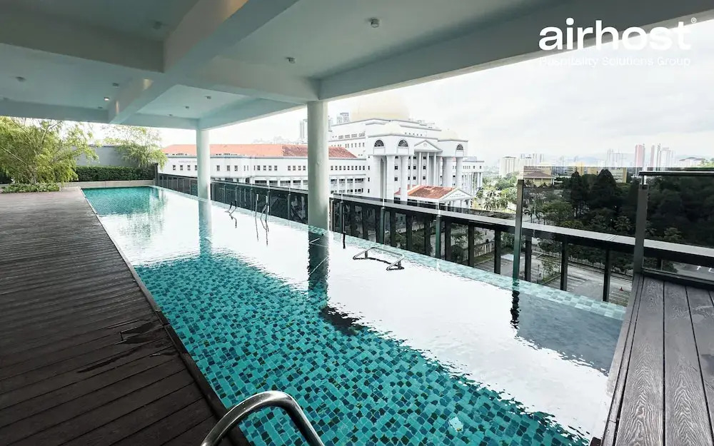 Met1 Residences Mont Kiara by Airhost