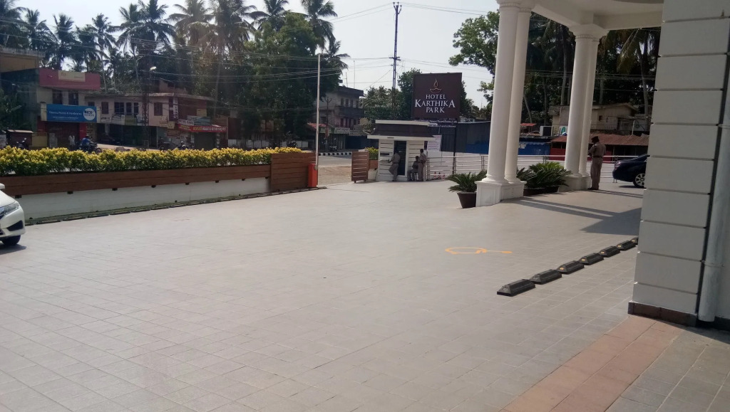 Hotel Karthika Park