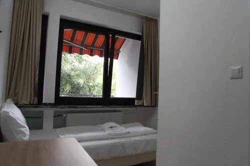 SAINA Hotel