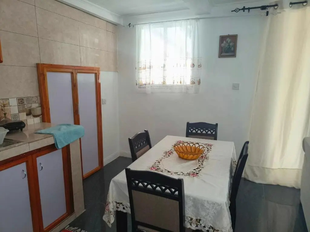 Alpha & Omega Apartment Seychelles