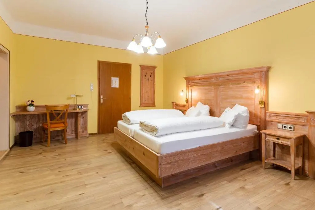 Dom-Hotel