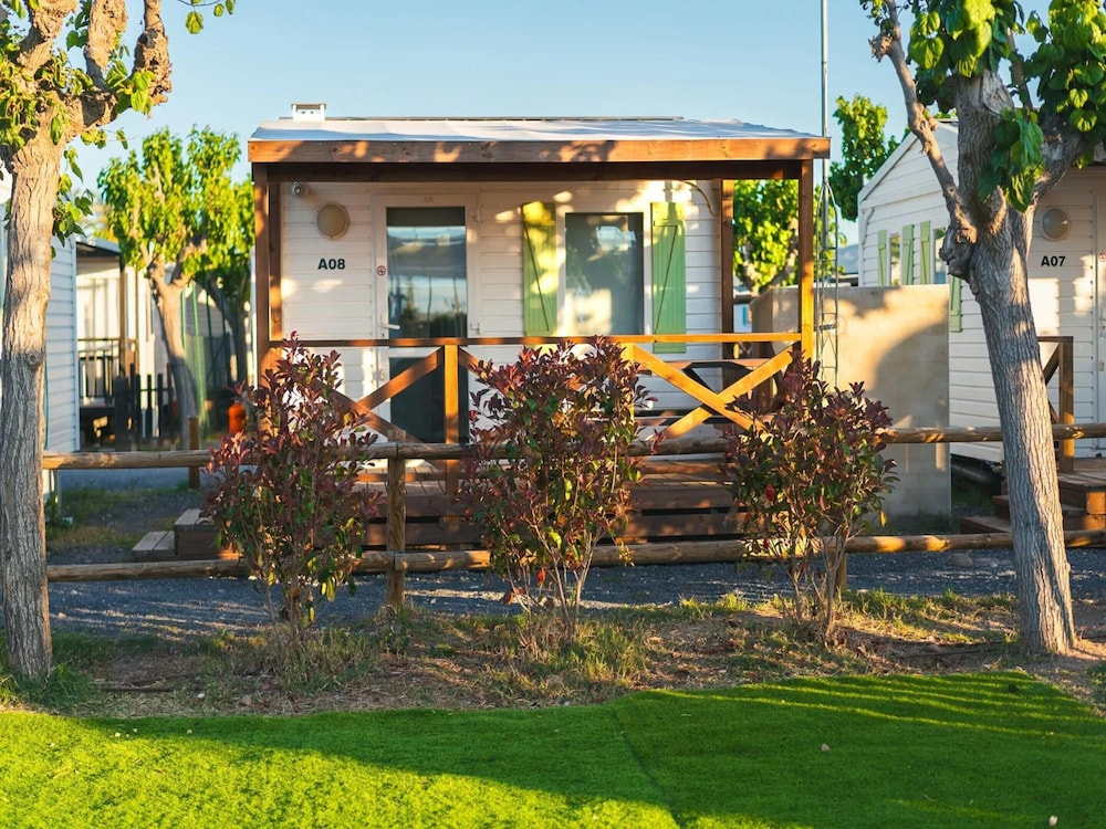 Bungalow in Xilxes With Patio for Couple