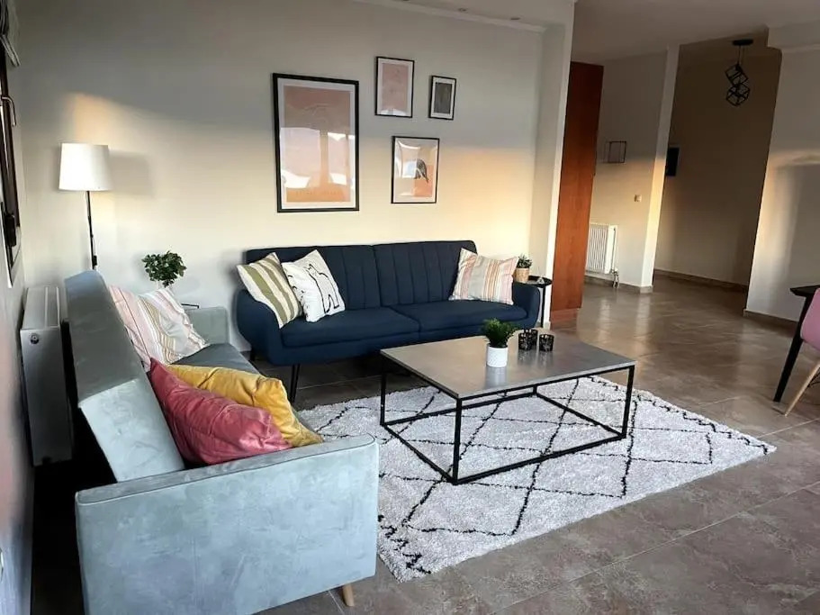 Magnificent view apartment with private garden