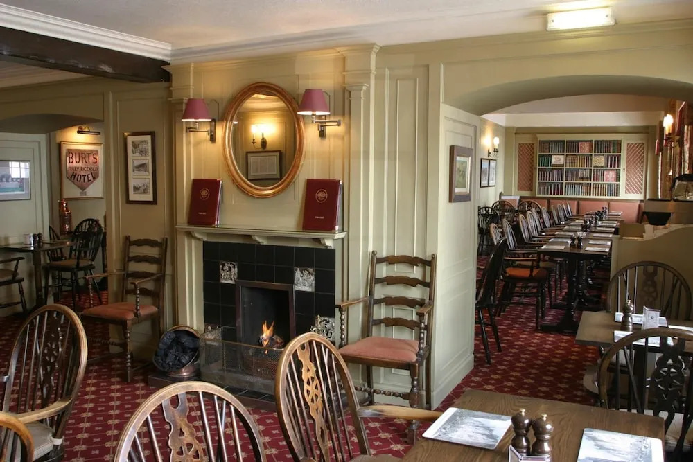 Burts Hotel