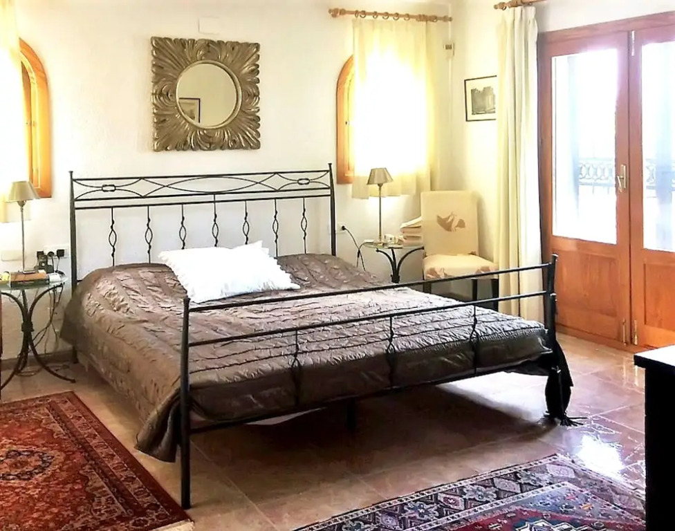 Villa With 5 Bedrooms in Jávea, With Wonderful Mountain View, Private