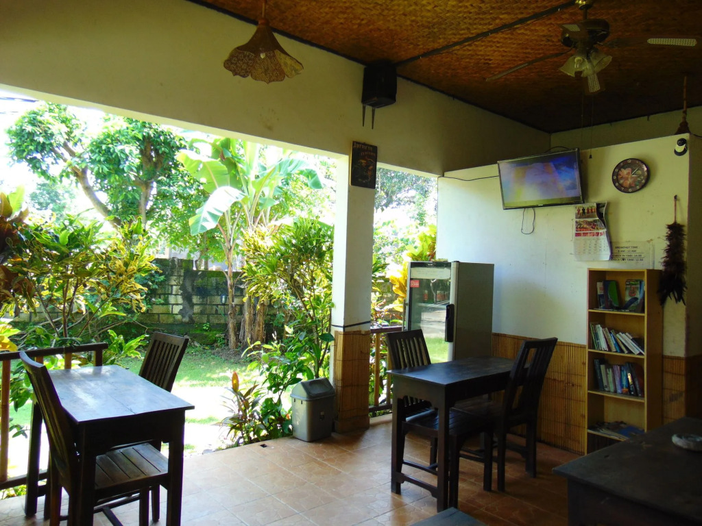 Balangan Cottage