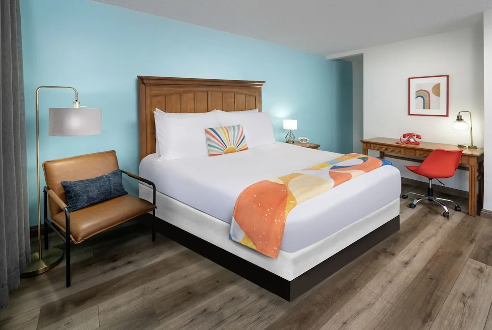 Star Hotel Inn & Suites