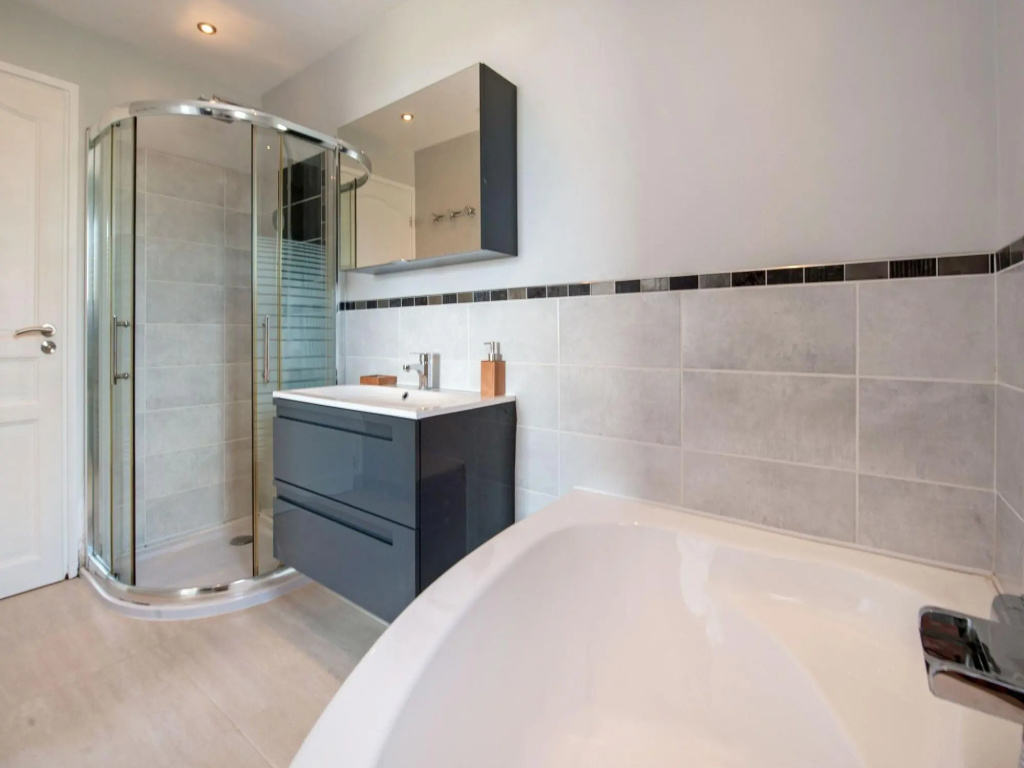 Luxurious Villa in Les Issambres with swimming pool and Sauna