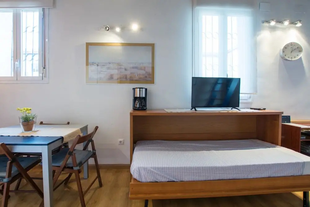 MC YOLO Apartamento Museo Reina Sofia II