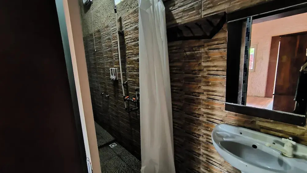 New Lishafa Guesthouse