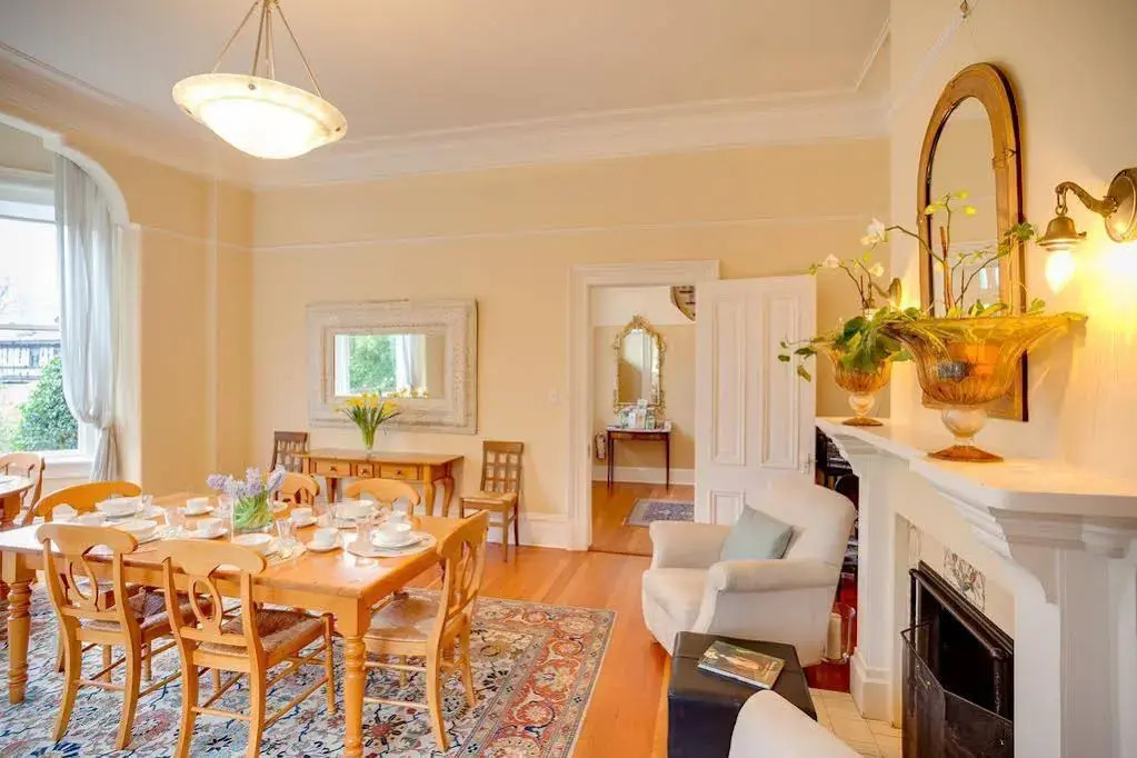 Fairholme Manor Inn