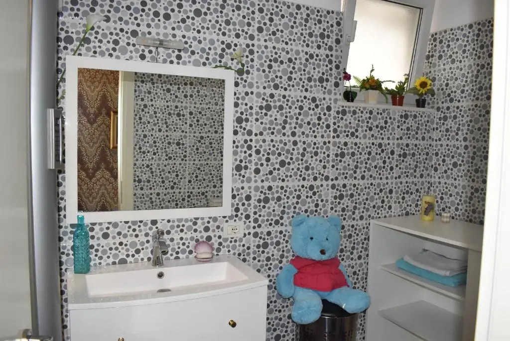 Luxury Apartment in Tirana Lake