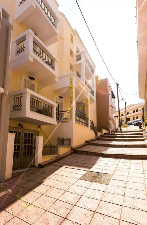 Lemon Tree House