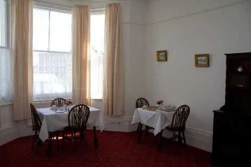 Lyndhurst House