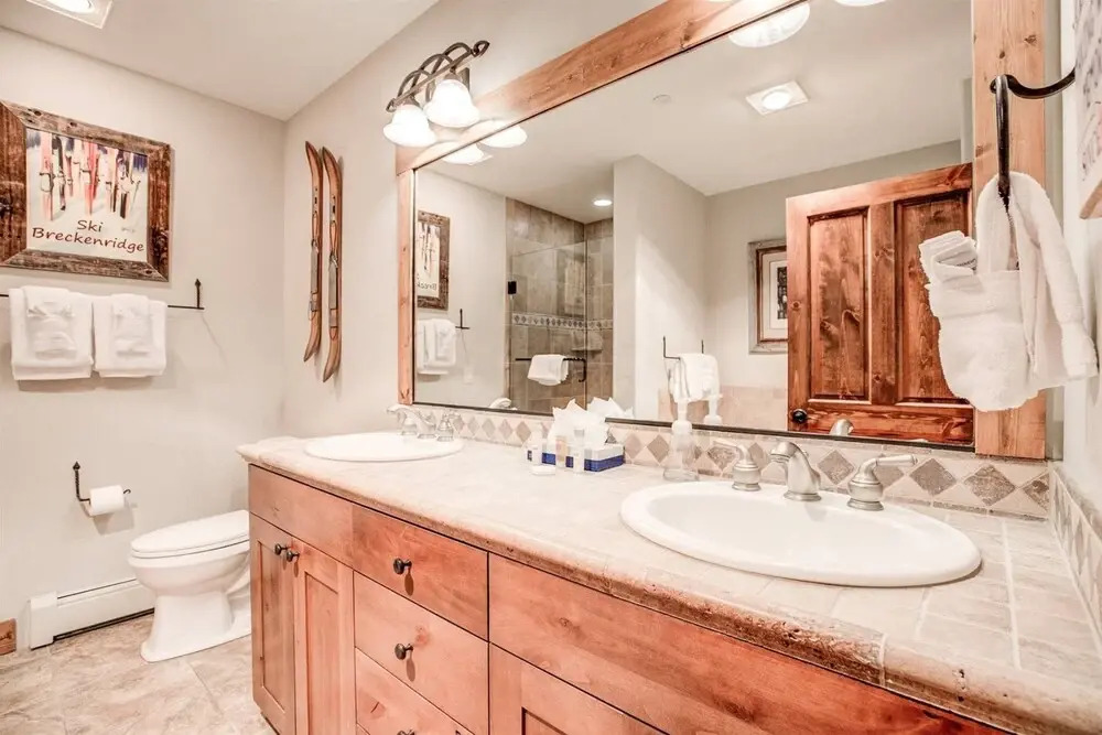 Ski-in 2 Bedroom Townhome at Mountain Thunder