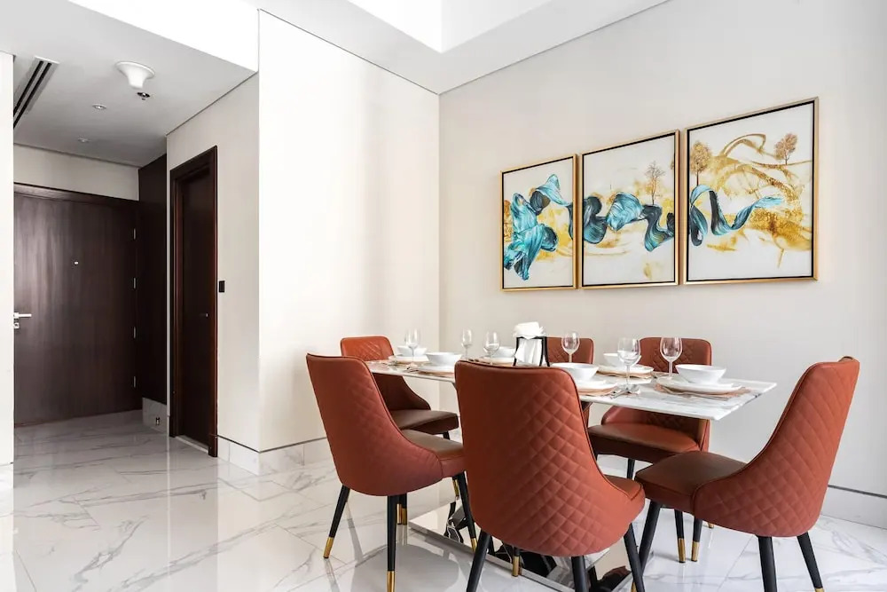 Amazing 2Br 2Ba Canal View at Businessbay