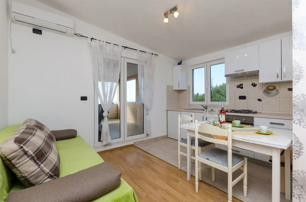 Apartments Sinisa
