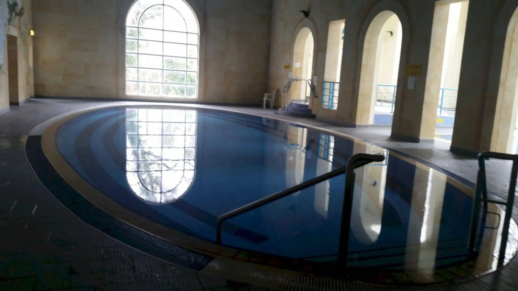 Twin Trees Hotel & Brusna Falls Leisure