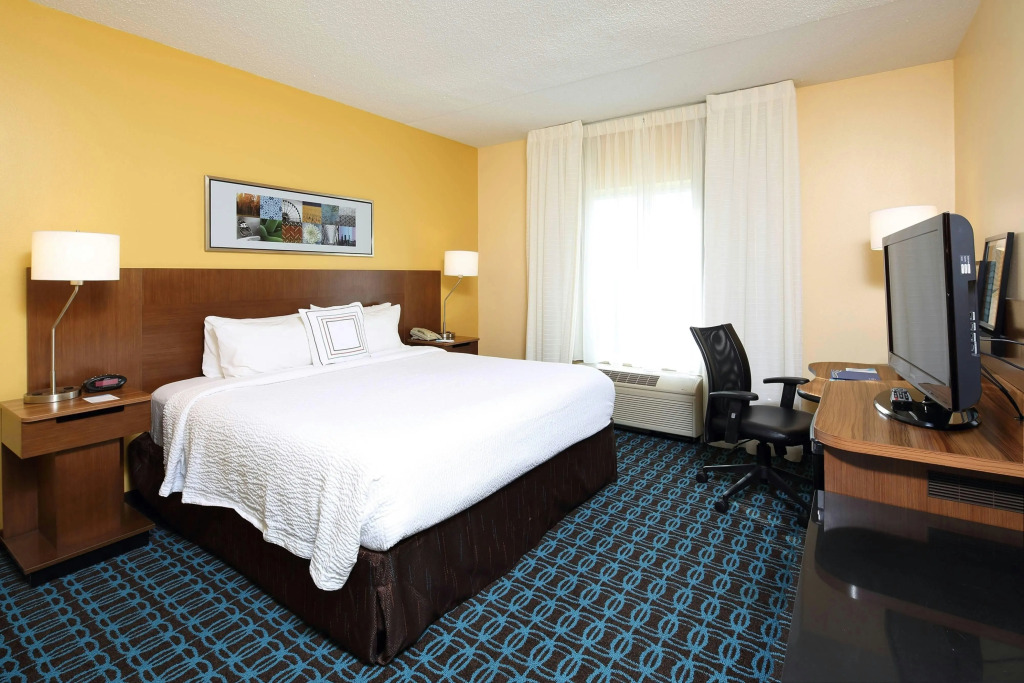 SpringHill Suites by Marriott Newark International Airport