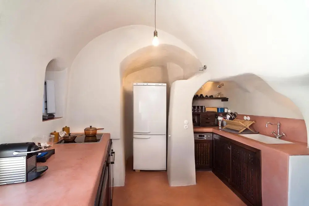 Nido House in Santorini