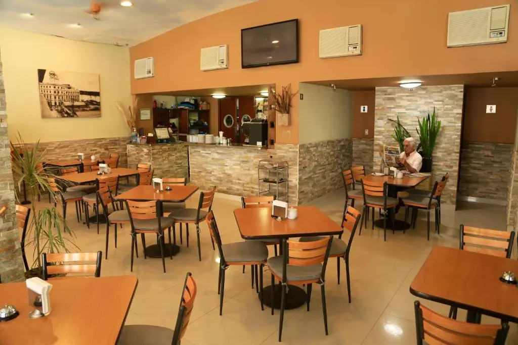 Hotel Plaza