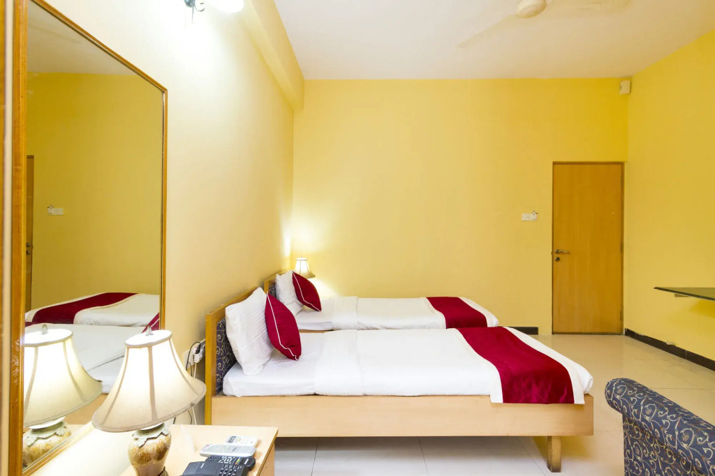 OYO 499 Hotel Umerkot Residency