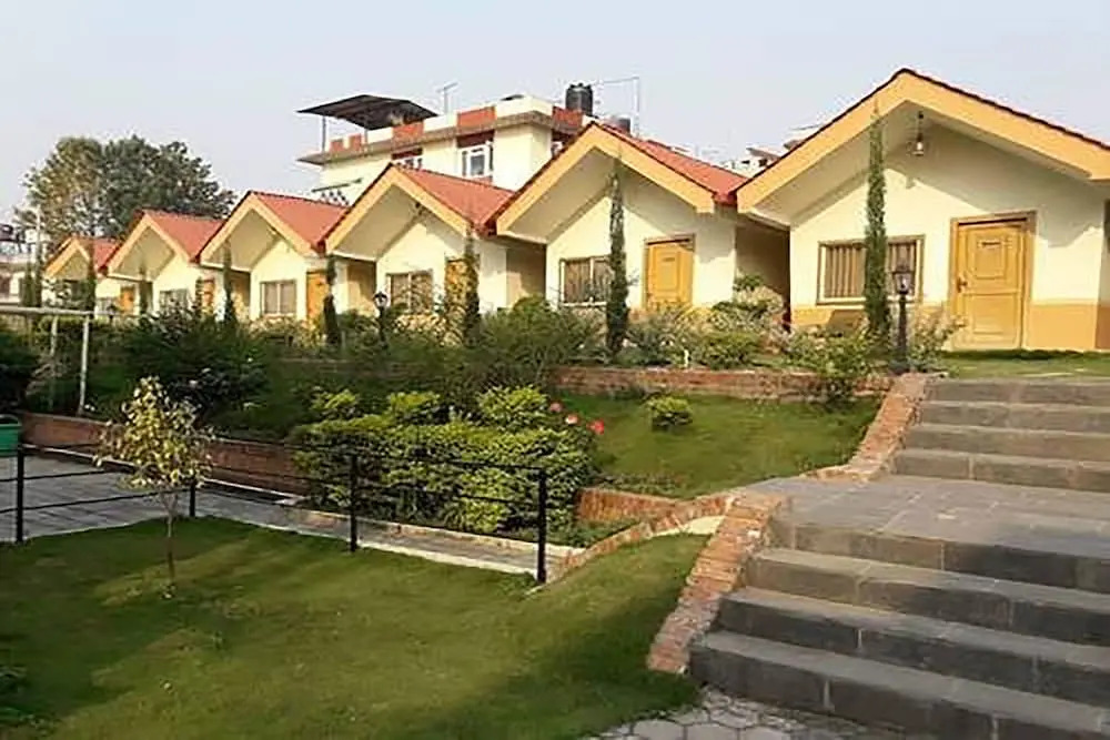 Saanvi Hotel & Restaurant