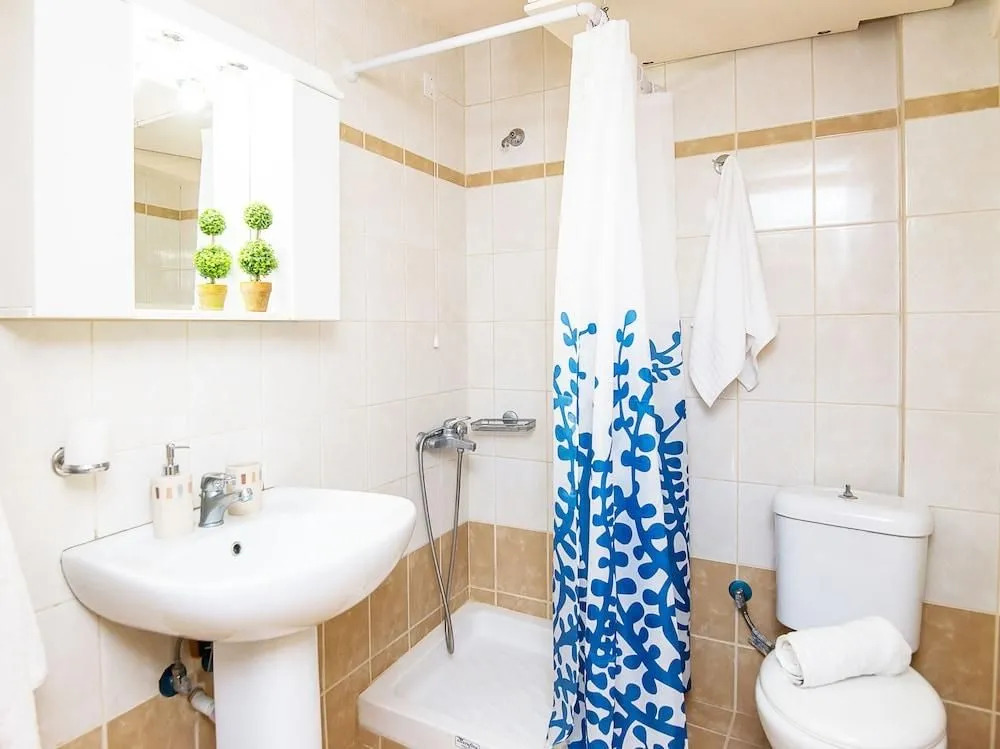 Mat Old Town Apartments B