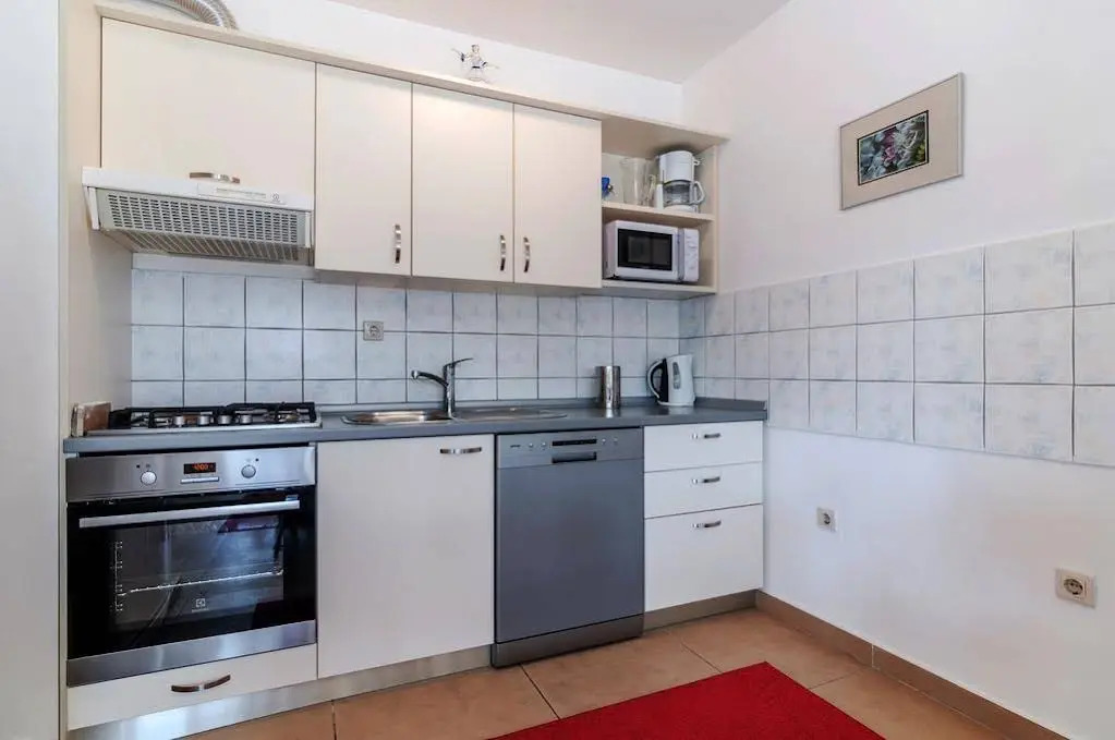 Apartment Biserka