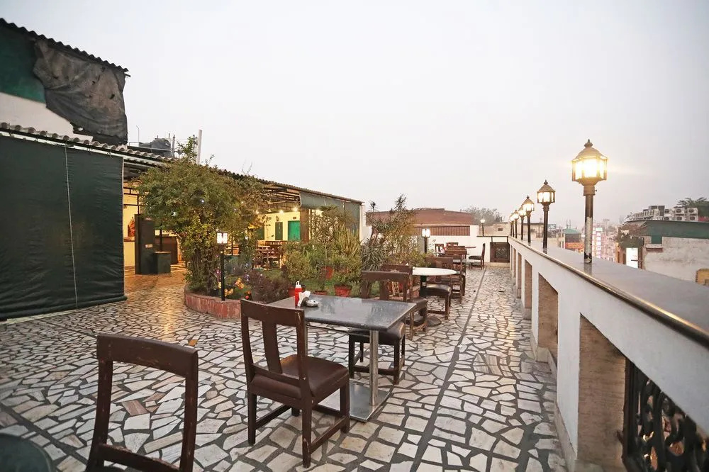 OYO 10750 Hotel Vivek