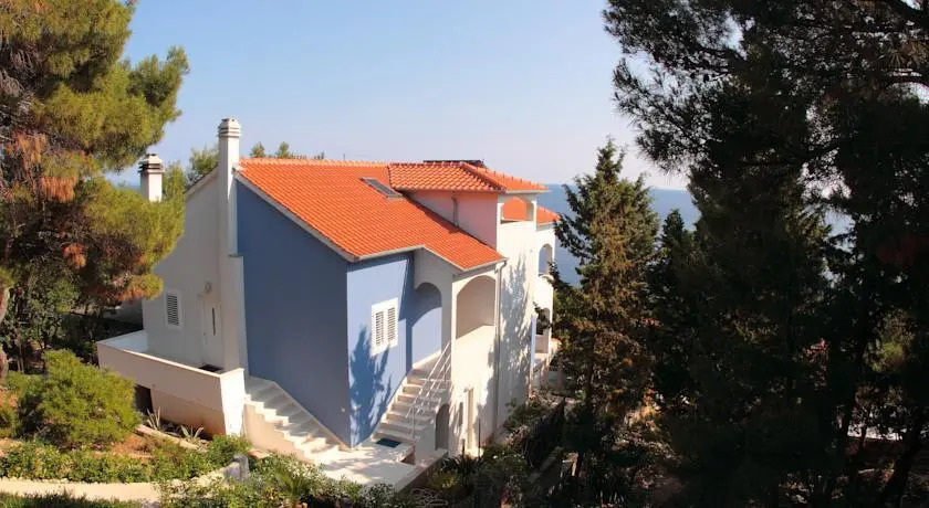 Apartments Maja