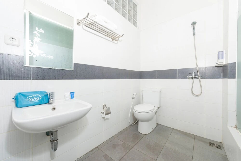 Airy Regol Lengkong Besar 62 Bandung