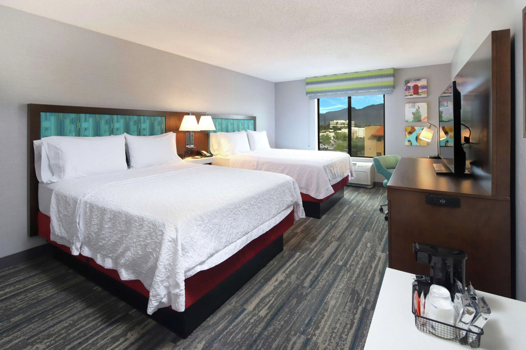 Hampton Inn & Suites Tucson East
