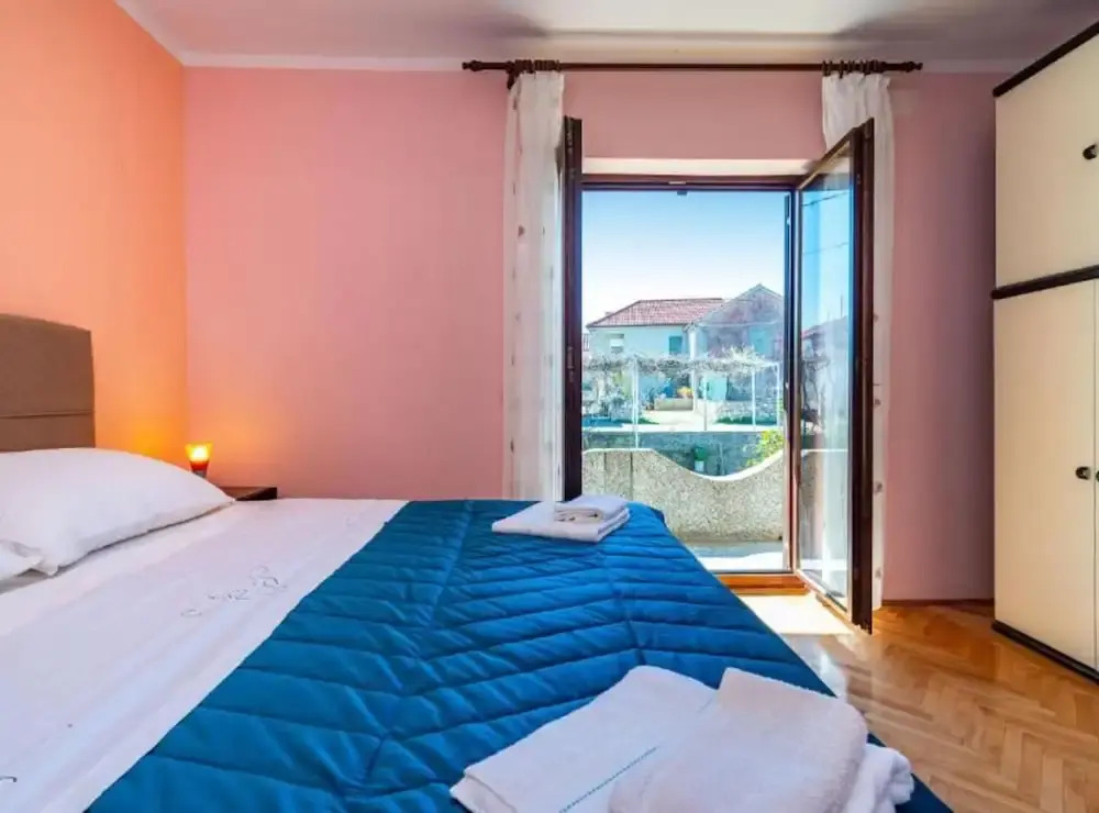 Apartment Serda