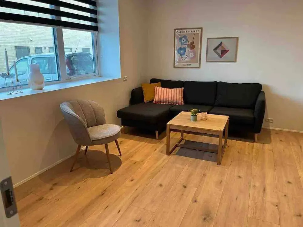 Cozy Ocean View Apartment in Hoyvík, Faroe Islands