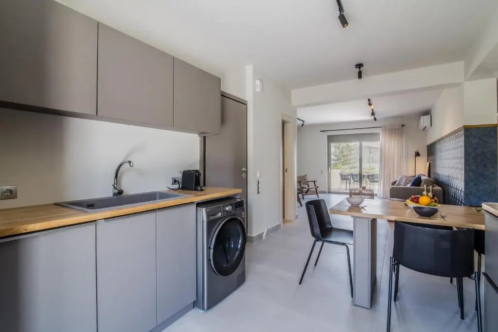 blue symphony suites and apartments
