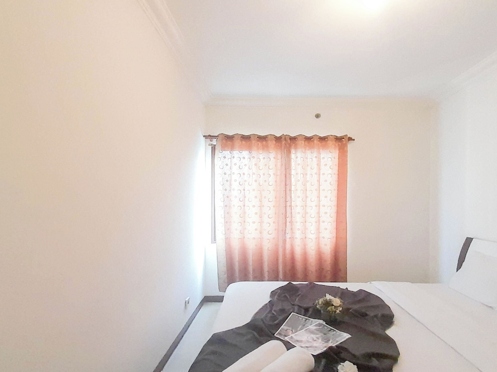 Strategic 2Br At Apartment Grand Setiabudi