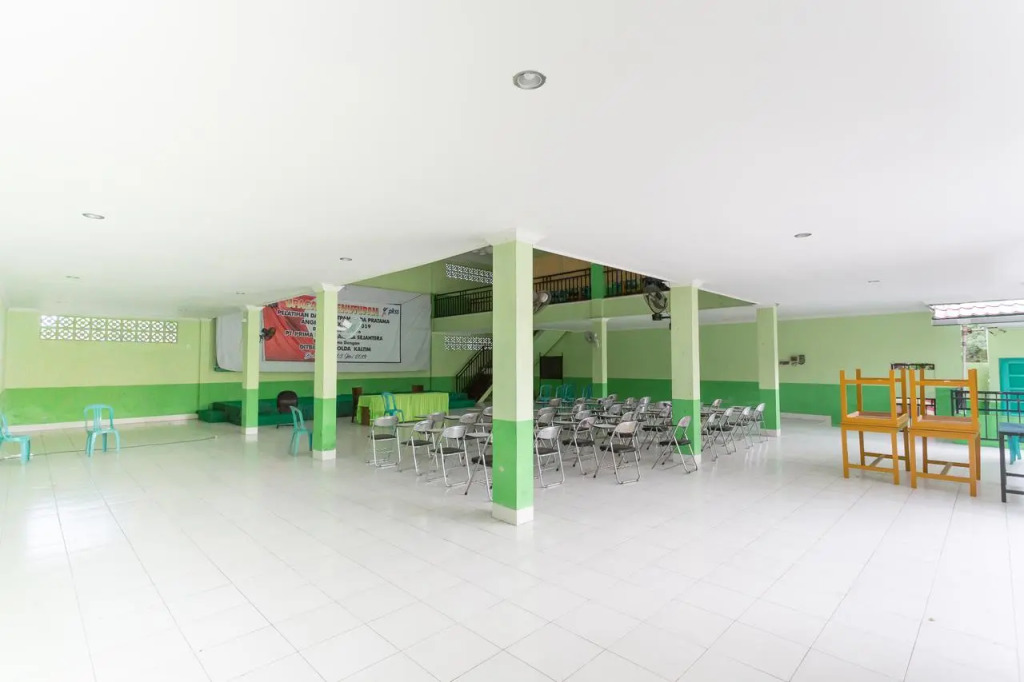 OYO 1745 Guest House Nur Aziziah 2