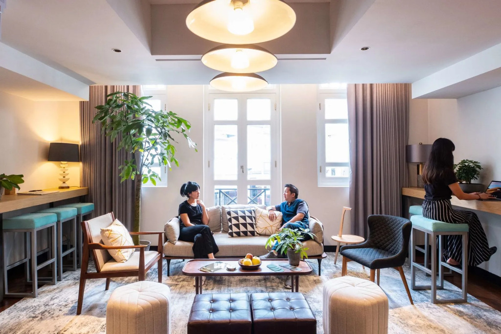 Naumi Liora Hotel