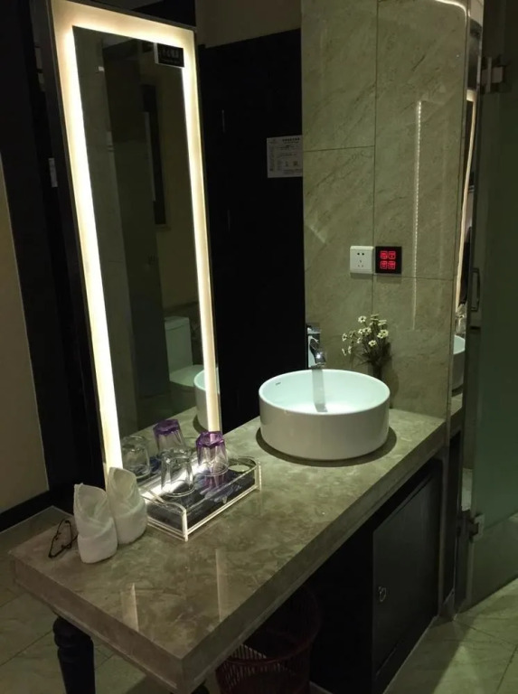 Xian Yi Jing Garden Hotel