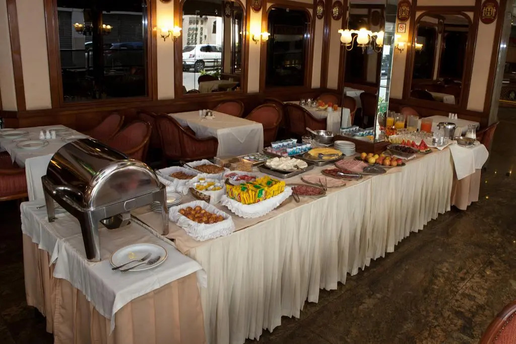 Hotel Gran Corona